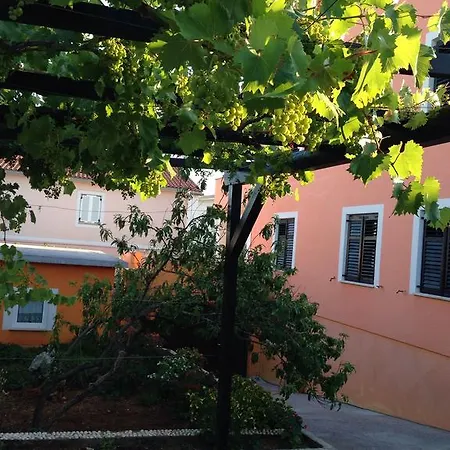 Bozena Apartment