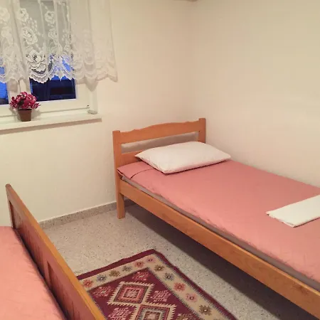 Apartment Bozena Krk Town
