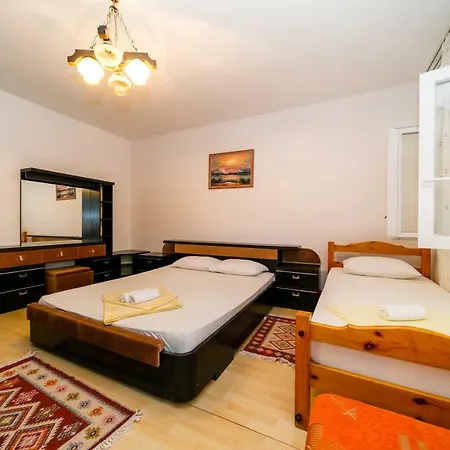 Bozena Apartment